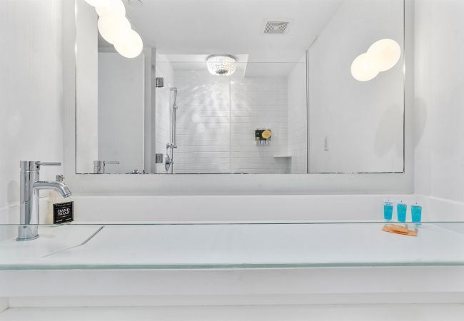 Apartment in Miami Beach - SOUTH BEACH EXTRAORDINARY APT W BAY VIEW Apartment in Miami Beach - SOUTH BEACH EXTRAORDINARY APT W BAY VIEW