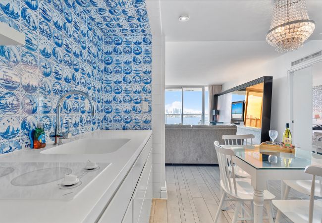 Apartment in Miami Beach - SOUTH BEACH EXTRAORDINARY APT W BAY VIEW Apartment in Miami Beach - SOUTH BEACH EXTRAORDINARY APT W BAY VIEW