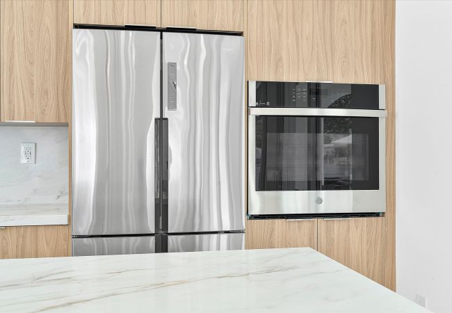 House in Miami - UPSCALE VACATION HOUSE IN HEART OF DESIGN DISTRICT House in Miami - UPSCALE VACATION HOUSE IN HEART OF DESIGN DISTRICT