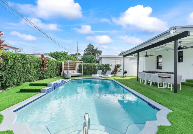 House in Coral Gables - Cozy & Modern Coral Gables Holiday Oasis W pool House in Coral Gables - Cozy & Modern Coral Gables Holiday Oasis W pool