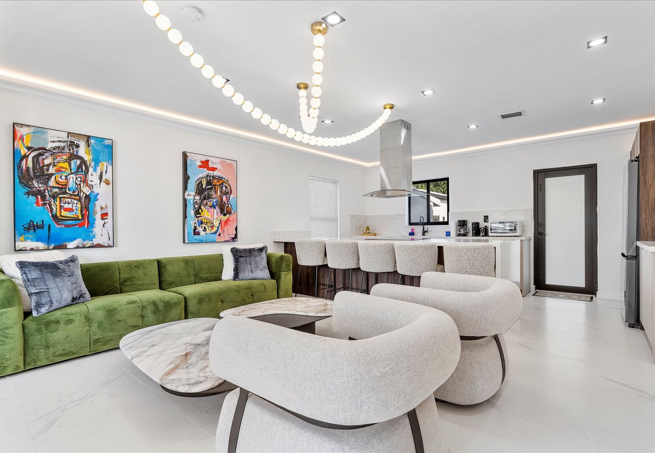 House in Coral Gables - Cozy & Modern Coral Gables Holiday Oasis W pool
