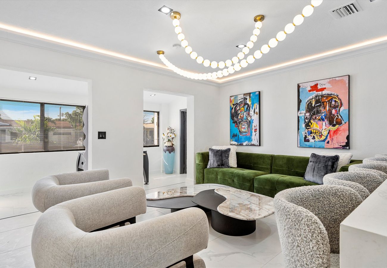 House in Coral Gables - Cozy & Modern Coral Gables Holiday Oasis W pool