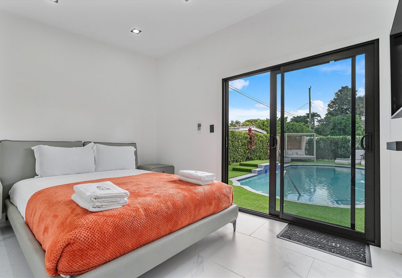 House in Coral Gables - Cozy & Modern Coral Gables Holiday Oasis W pool