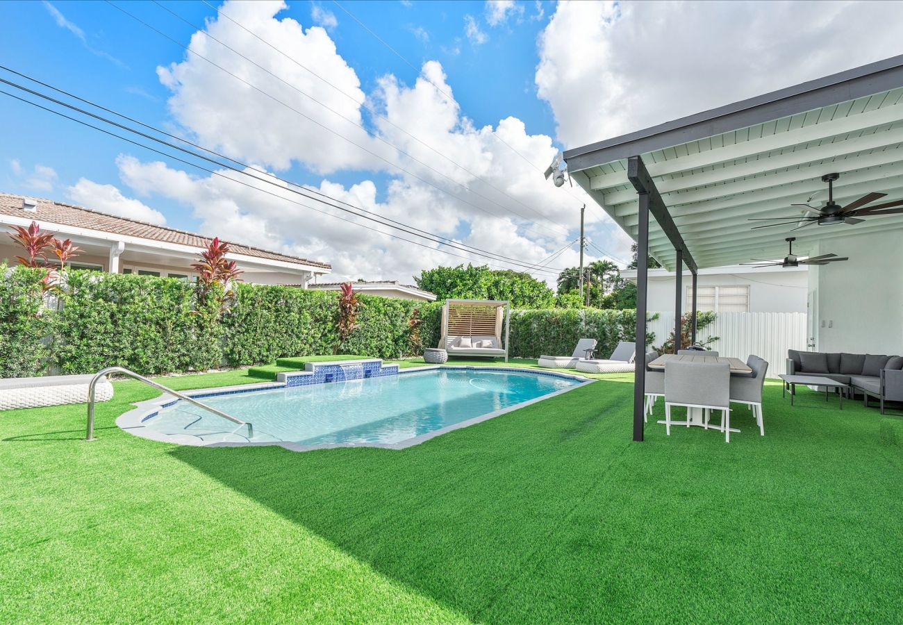 House in Coral Gables - Cozy & Modern Coral Gables Holiday Oasis W pool