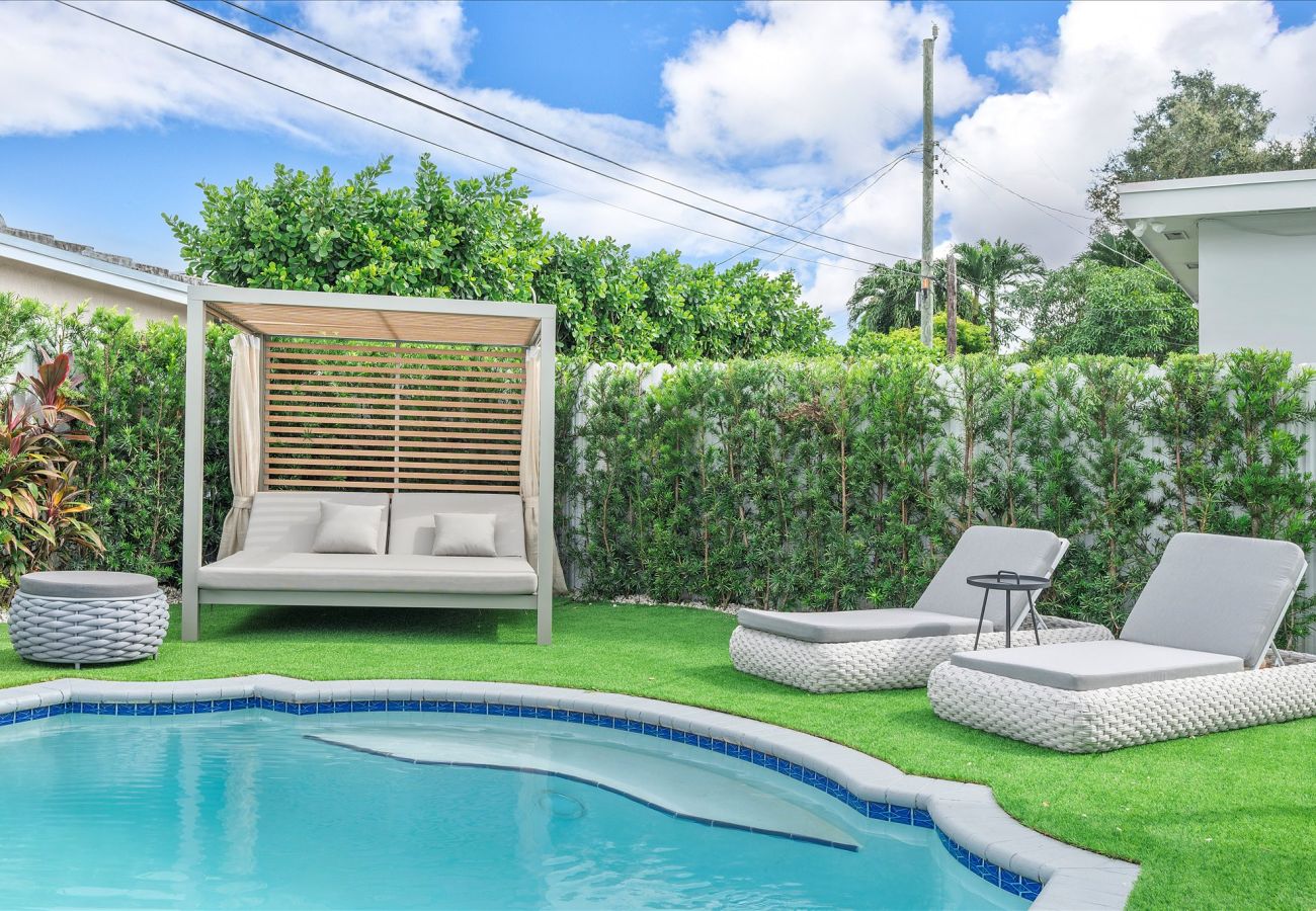 House in Coral Gables - Cozy & Modern Coral Gables Holiday Oasis W pool