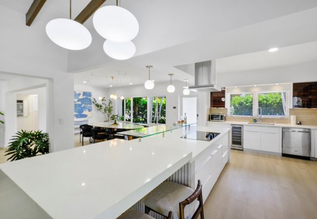 House in Miami - 6br Glamorous oasis Villa W Pool & Beach Volleybal House in Miami - 6br Glamorous oasis Villa W Pool & Beach Volleybal