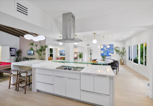 House in Miami - 6br Glamorous oasis Villa W Pool & Beach Volleybal House in Miami - 6br Glamorous oasis Villa W Pool & Beach Volleybal