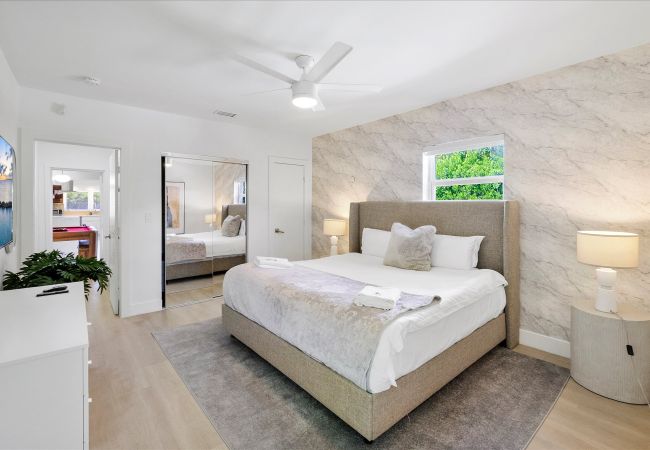 House in Miami - 6br Glamorous oasis Villa W Pool & Beach Volleybal House in Miami - 6br Glamorous oasis Villa W Pool & Beach Volleybal