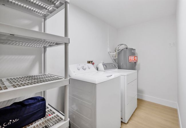 House in Miami - 6br Glamorous oasis Villa W Pool & Beach Volleybal House in Miami - 6br Glamorous oasis Villa W Pool & Beach Volleybal