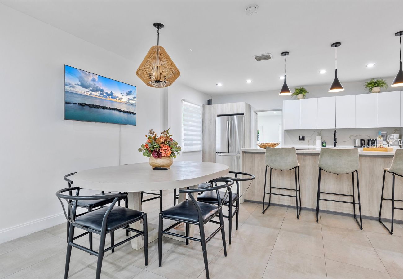 House in Miami - Divine House in Design District W Pool
