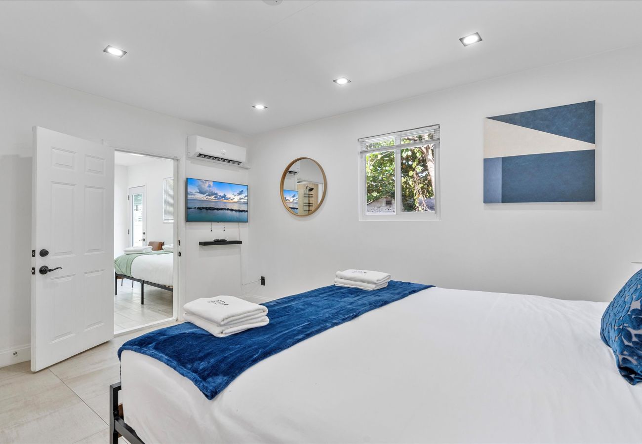 House in Miami - Divine House in Design District W Pool