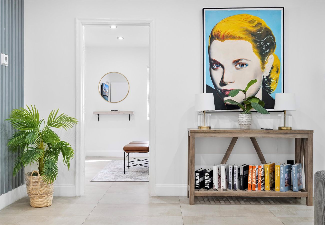 House in Miami - Divine Miami Vacation Home W large pool