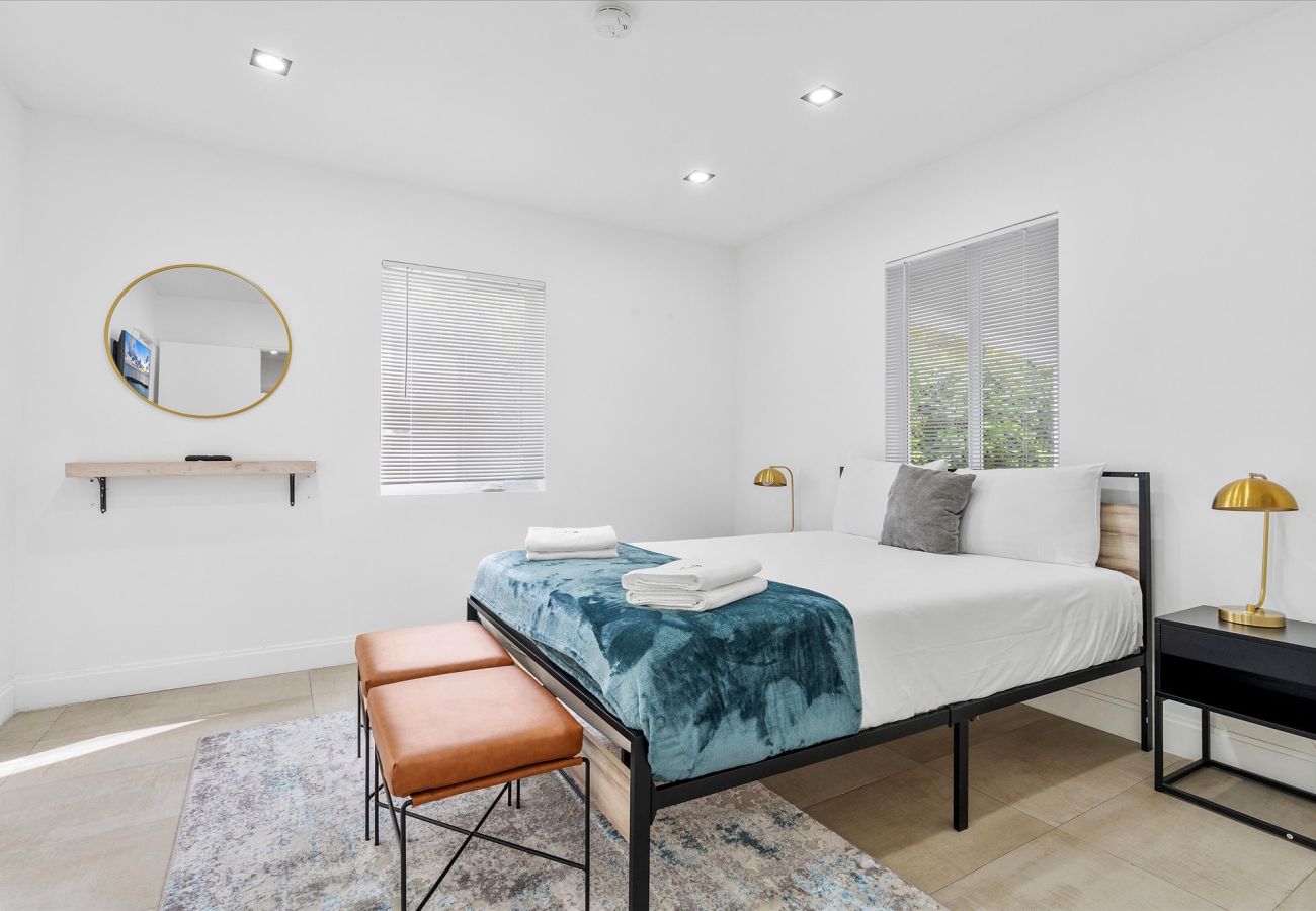 House in Miami - Divine Miami Vacation Home W large pool