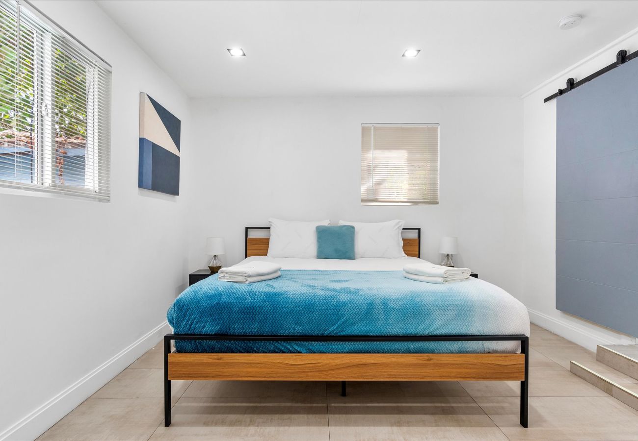 House in Miami - Divine Miami Vacation Home W large pool